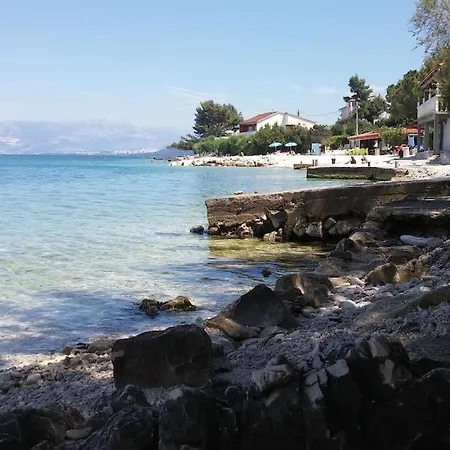 Krolo Otok Ciovo Apartment *