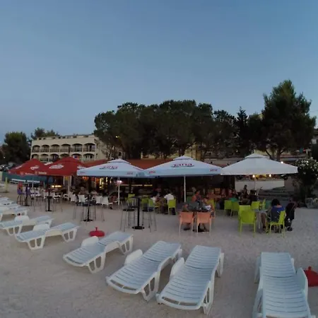 Krolo Otok Ciovo * تروغير